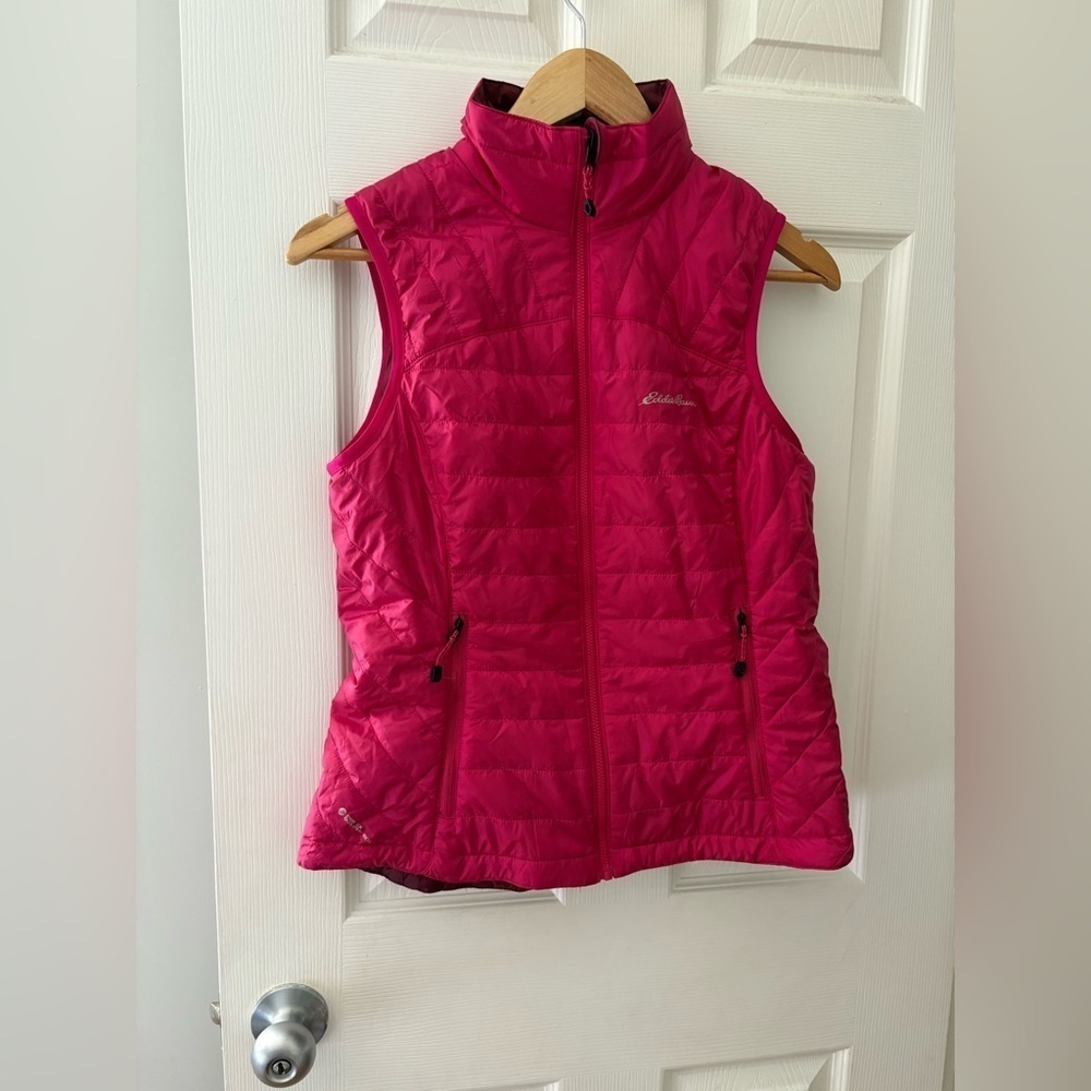 Eddie Bauer women’s small 1st ascent ignitelite reversible pink vest